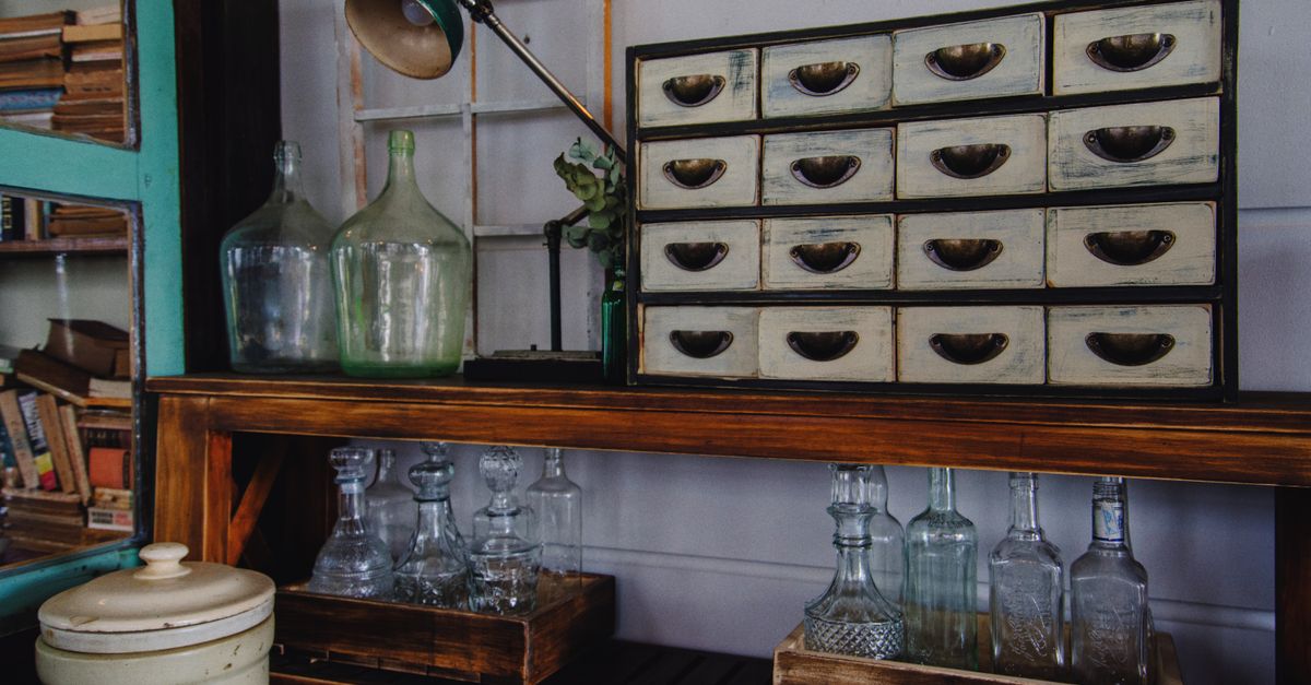 How Do Estate Sales Work for Buyers?